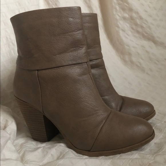 Booties - Picture 4 of 4